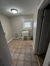 518 E 13th Ave in Bowling Green, KY - Foto de edificio - Building Photo