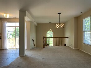 1400 Scarboro Rd in Schaumburg, IL - Building Photo - Building Photo