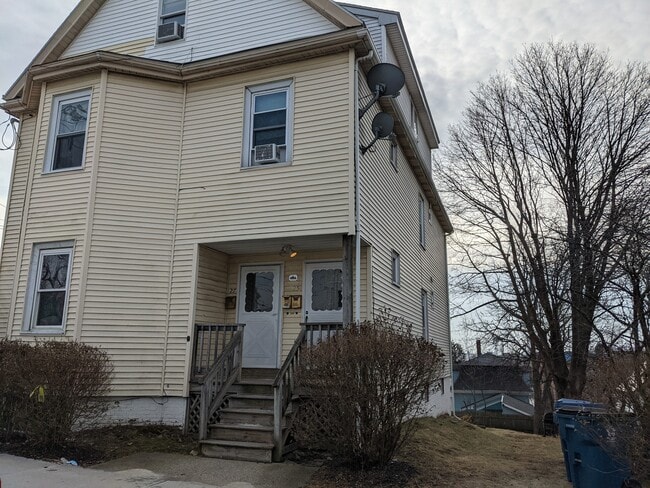25 Hooper St, Unit 2