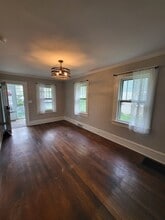 90 Oakwood St in Asheville, NC - Foto de edificio - Building Photo