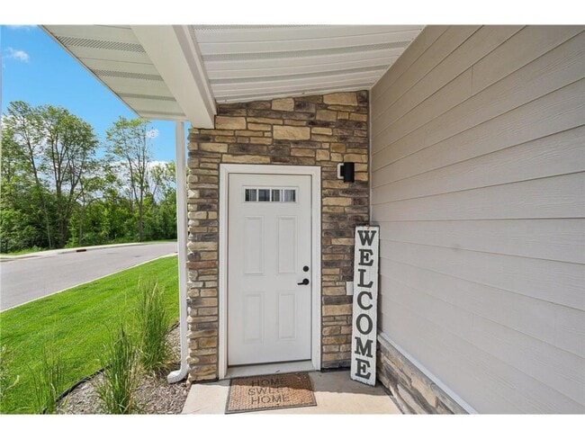 4760 Ironwood Cir in Minnetrista, MN - Building Photo - Building Photo