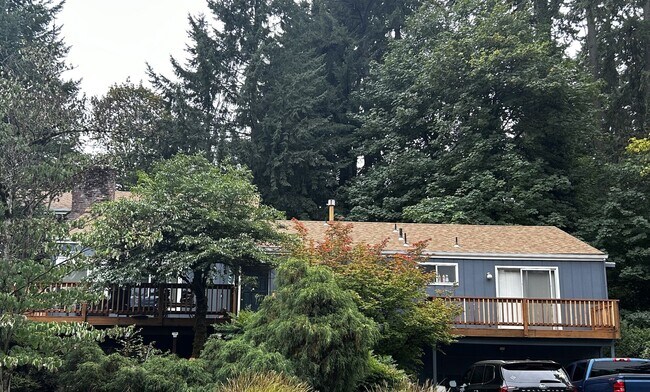 property at 2170-2172 McLean Blvd