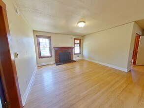 243 NW 10th St in Corvallis, OR - Building Photo - Building Photo