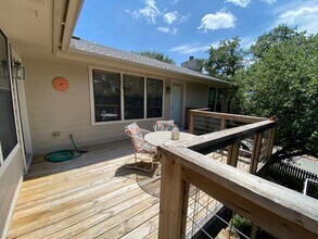 5943 Cape Coral Dr in Austin, TX - Building Photo - Building Photo