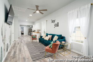 114 Dilworth St in San Antonio, TX - Building Photo