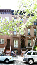 414 Clinton St in Brooklyn, NY - Building Photo - Building Photo