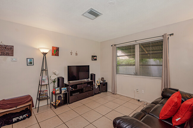 3120 SW 15th Ave in Fort Lauderdale, FL - Building Photo - Building Photo