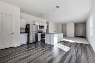 207 Connecticut Ct in Princeton, TX - Building Photo - Building Photo