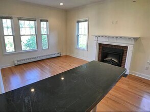 75 Langdon St, Unit 65-2 in Cambridge, MA - Building Photo - Building Photo