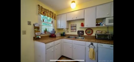 117 Snipsic Lake Rd, Unit B in Ellington, CT - Building Photo - Building Photo