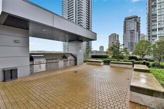 4485 Skyline Dr in Burnaby, BC - Building Photo - Building Photo