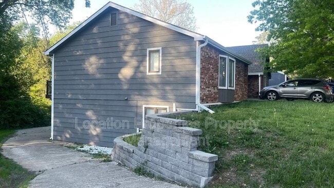 2824 University Dr in Lawrence, KS - Building Photo - Building Photo