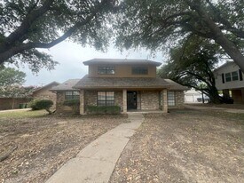 3813 Whiterock Trail in Garland, TX - Building Photo