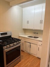 1244 1/2 S Westgate Ave, Unit 1240 .25 in Los Angeles, CA - Foto de edificio - Building Photo