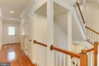 22219 Falling Terrace in Ashburn, VA - Building Photo - Building Photo