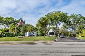 15171 Cedarwood Ln in Naples, FL - Building Photo - Building Photo
