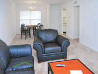 Villa Reanna Apartments in Tallahassee, FL - Foto de edificio - Interior Photo