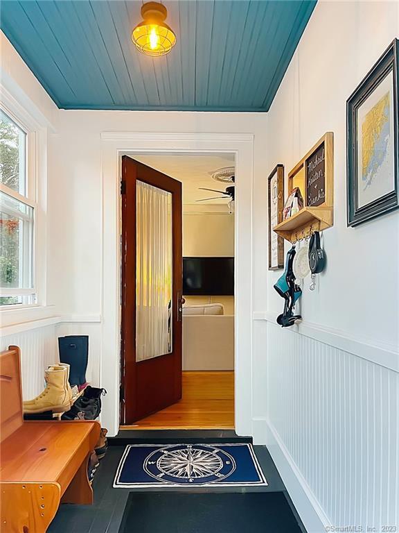 7 Triangle St in Norwalk, CT - Building Photo - Building Photo