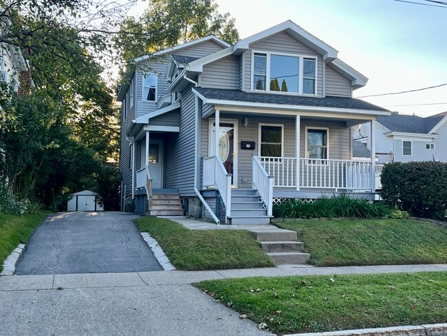 176 Duer St in Oswego, NY - Building Photo - Building Photo