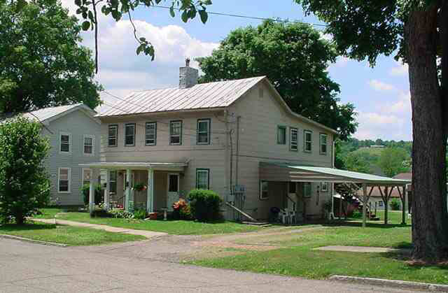 229 N Water St in Loudonville, OH - Building Photo