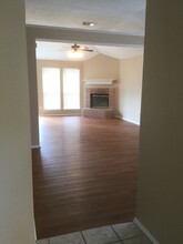 221 Lancelot Dr in Weatherford, TX - Building Photo - Building Photo