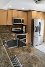 2661 NE 164th St in North Miami Beach, FL - Building Photo - Building Photo