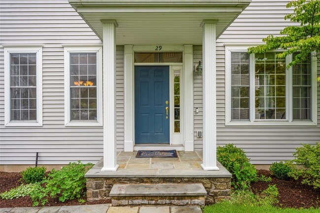 29 Allegra Ct in White Plains, NY - Building Photo - Building Photo
