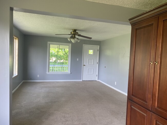 11790 23 Mile Rd in Marshall, MI - Building Photo - Building Photo