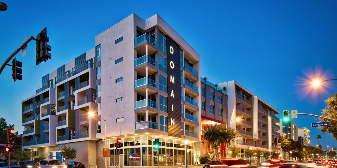 7141 Santa Monica Blvd in West Hollywood, CA - Building Photo