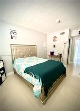 11601 SW 2nd St, Unit #21201 updated in Pembroke Pines, FL - Building Photo - Building Photo