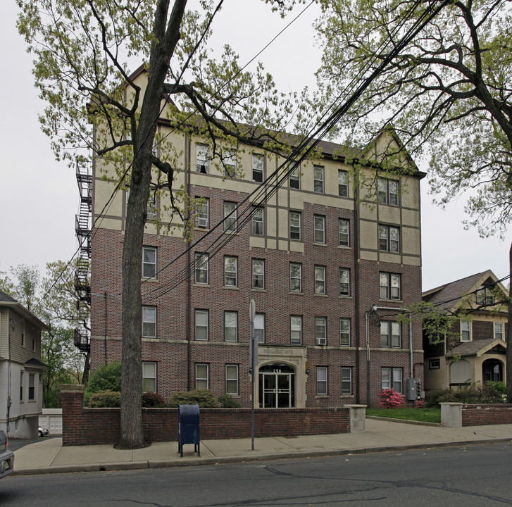 Philmore Apartments in Belleville, NJ - Building Photo