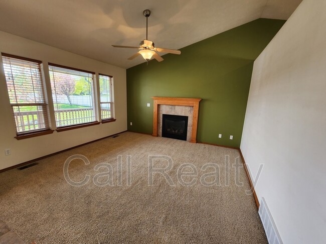 916 Rees Ln in Spokane Valley, WA - Building Photo - Building Photo