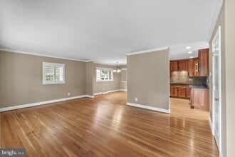 18 Steele Ave in Annapolis, MD - Building Photo - Building Photo