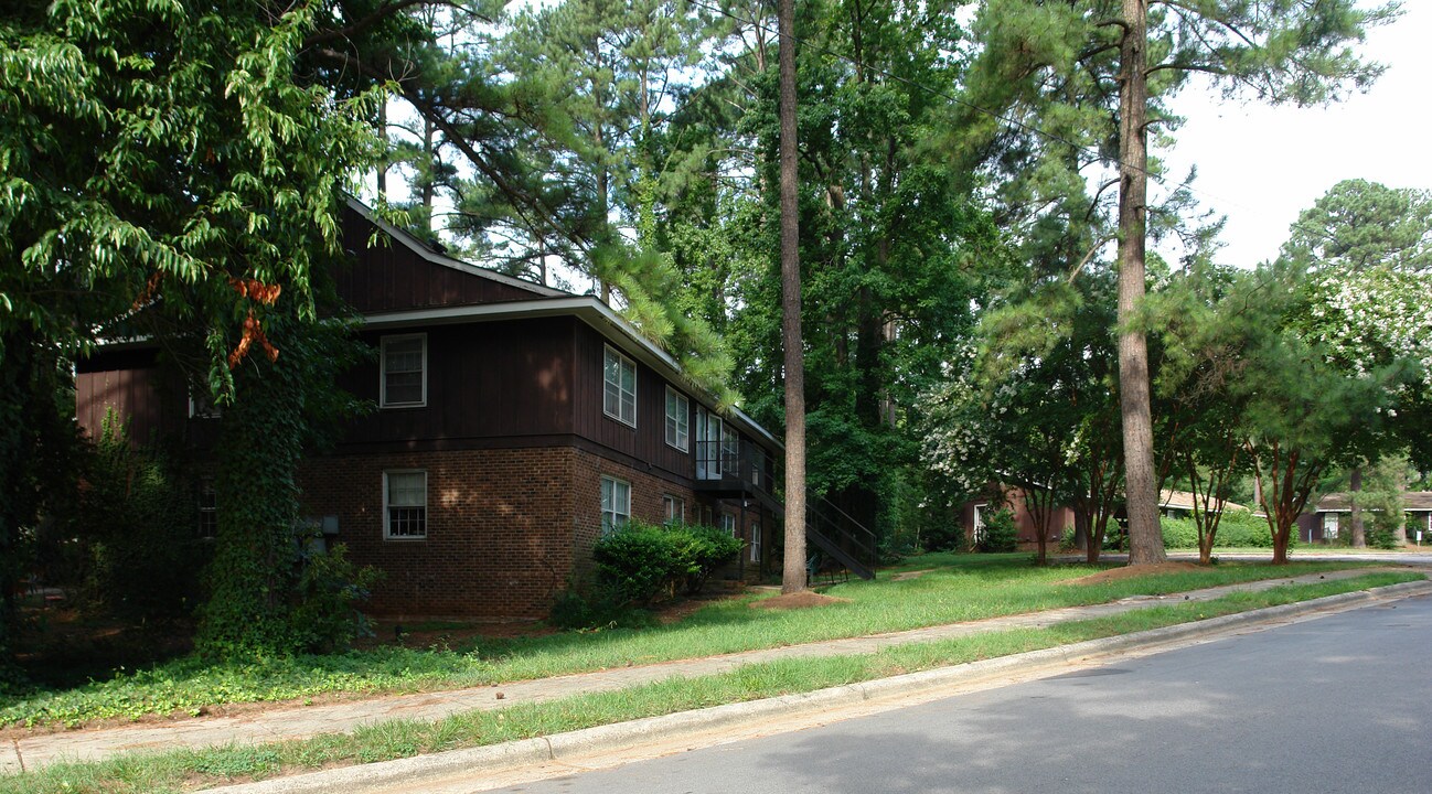 2301-2331 Lowden St in Raleigh, NC - Building Photo