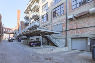 1101 Jackson Lofts in Omaha, NE - Building Photo - Building Photo