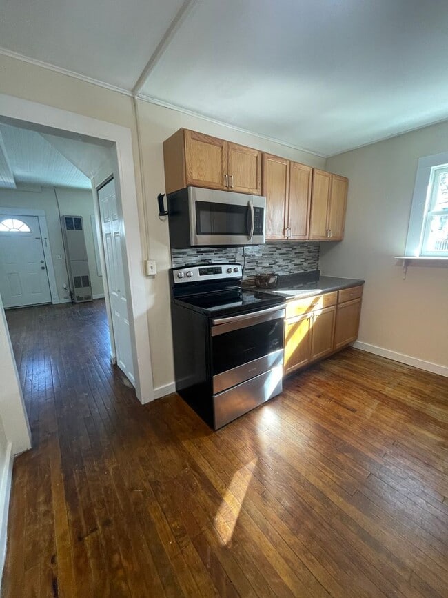 111 River St