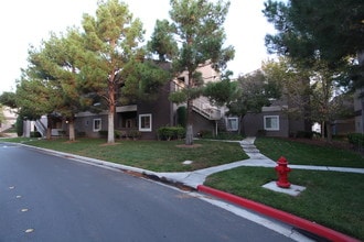 Spanish Palms in Las Vegas, NV - Building Photo - Building Photo