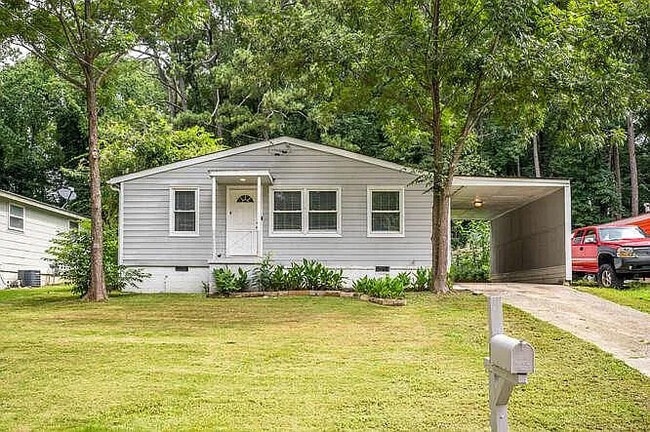 Room in House on Jackson Dr in Atlanta, GA - Building Photo - Building Photo
