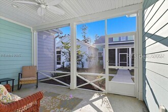 215 Tropics Ave, Unit 5 in Hardeeville, SC - Building Photo - Building Photo