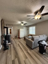 600 NE 3rd St in Hermiston, OR - Building Photo