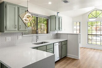 4702 Poppy Dr E in Fort Worth, TX - Building Photo - Building Photo