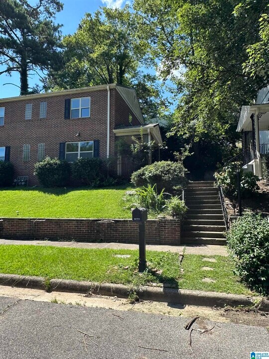 1004 Broadway St in Homewood, AL - Building Photo