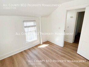 625 S Meridian St in Ravenna, OH - Building Photo - Building Photo