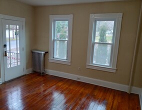1112 Delaware St, Unit 1 in Scranton, PA - Building Photo - Building Photo