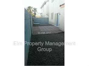 7933 Esteem St in Las Vegas, NV - Building Photo - Building Photo