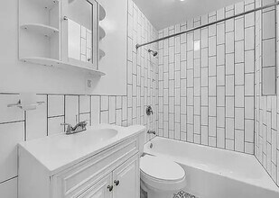 172 Utica Ave, Unit 2 in Brooklyn, NY - Building Photo - Building Photo