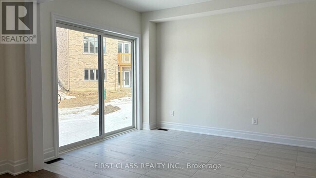 89 Archerhill Ct in Aurora, ON - Building Photo - Building Photo