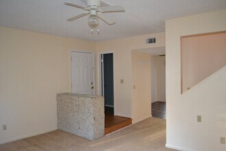 1072 Keith Dr in Hinesville, GA - Building Photo - Building Photo