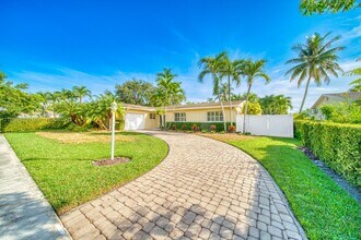 10355 SW 97th St in Miami, FL - Building Photo - Building Photo