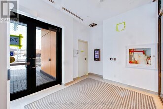 7439 Kingston Rd in Toronto, ON - Building Photo - Building Photo